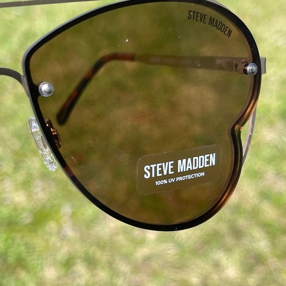 STEVE MADDEN Monet Sunglasses main image 12